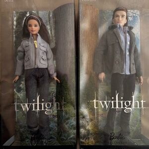 Mattel Bella and Edward Barbie pink label limited edition 2009